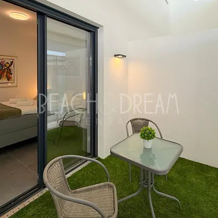 & Dream - Privilege Apartment